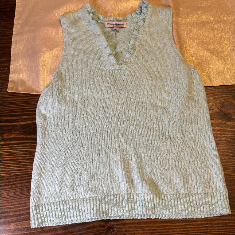 Tommy Bahama Women’s knit tank